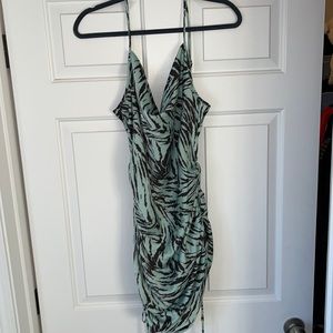 Mint tiger dress size LG